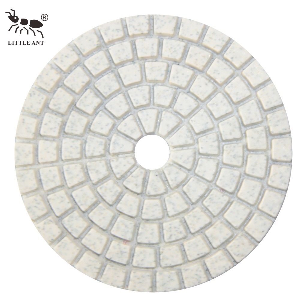 Petite fourmi Best Seller Square Wet Polinging Pad 3 '4 ' 5 '6 ' 8 'pouce moins poussière pour la pierre en béton