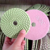 Petite fourmi 3inch 4inch 7inch Diamond Spirl Tampons de polissage en résine humide Vraie Couleur pour le béton en béton