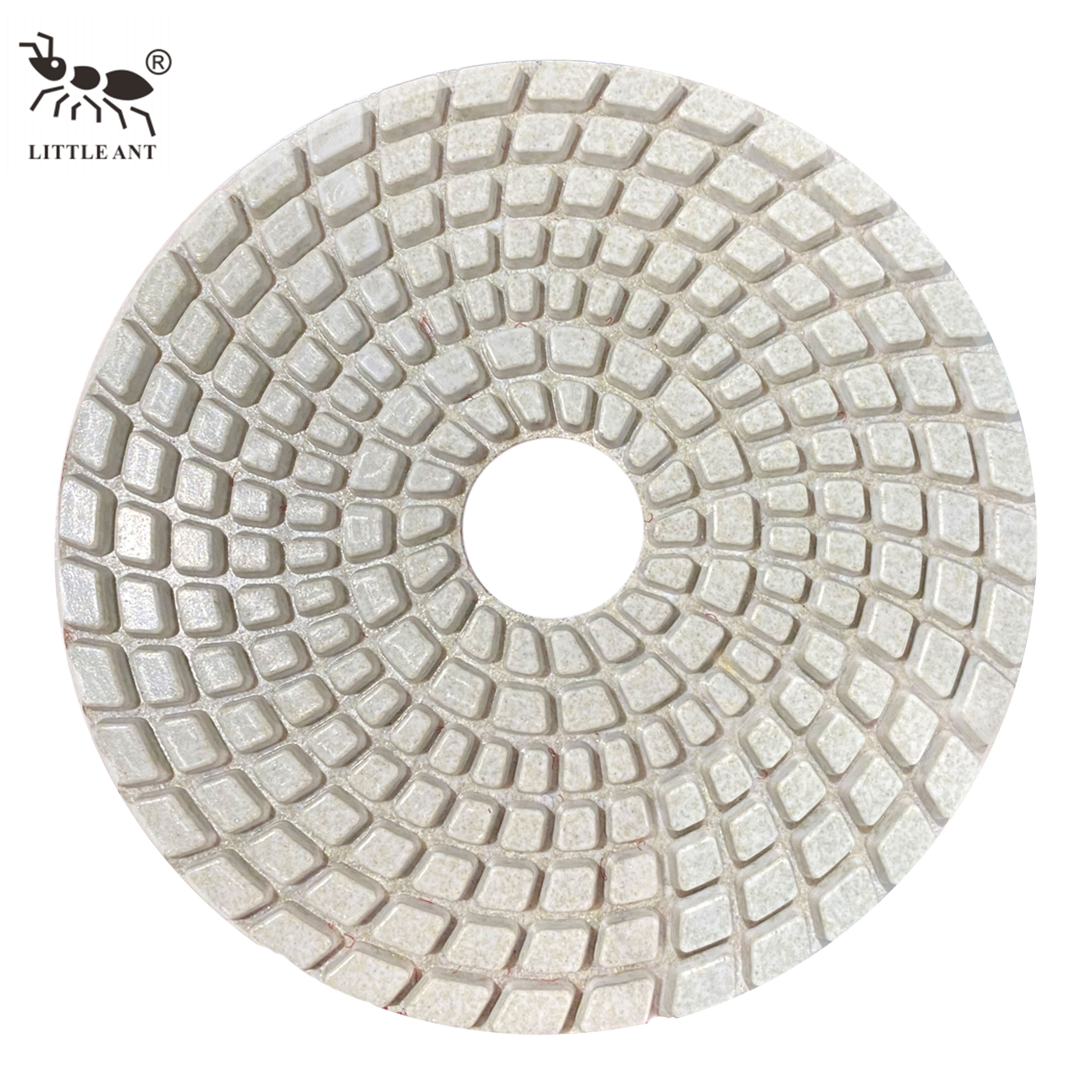 Petite fourmi Hot Best Spirl Wet Polissing Pad 4inch 100 mm moins poussière pour la pierre en béton