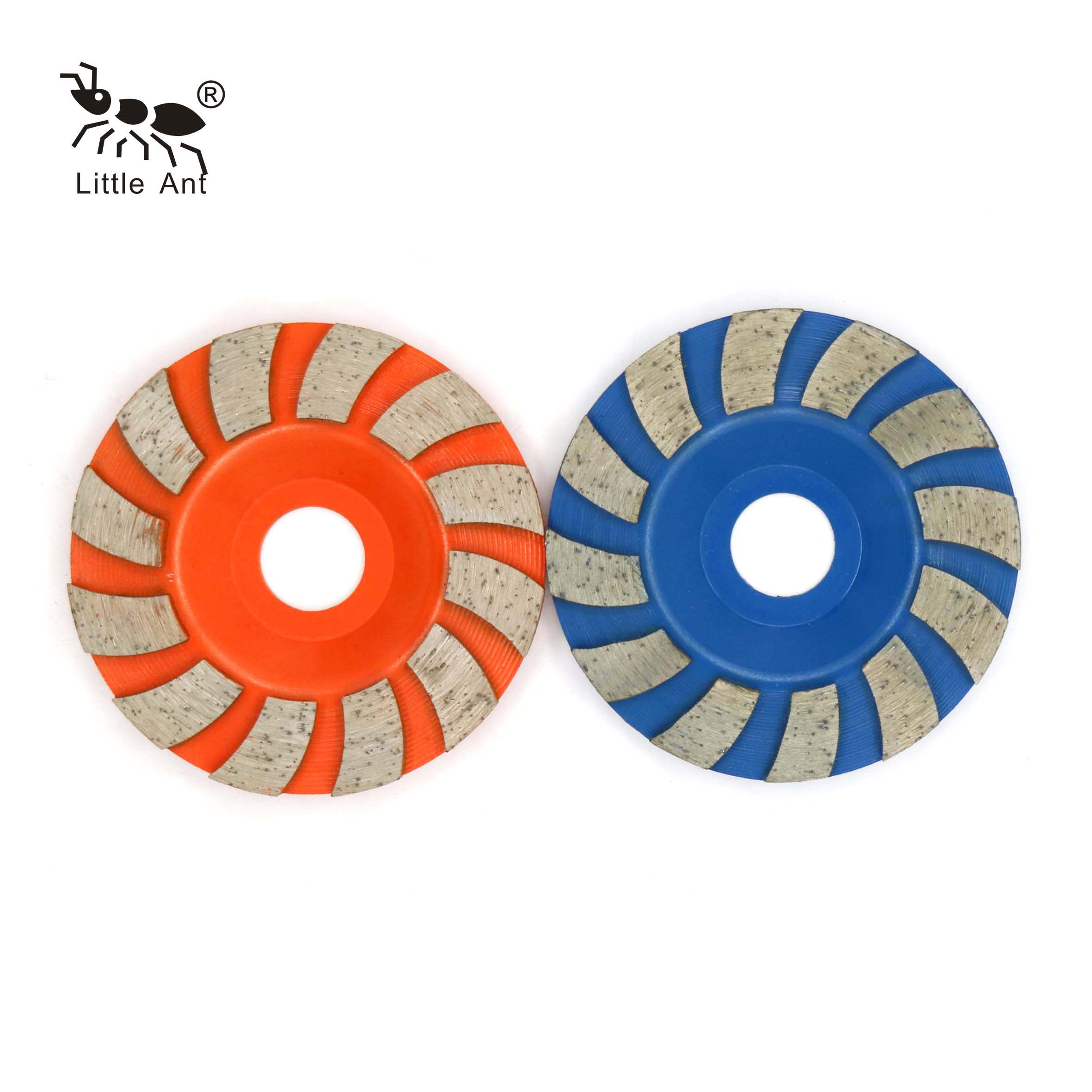 Meule à béton diamantée peinte à liant métallique pour le meulage du béton et de la pierre.