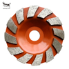 Meule à béton diamantée peinte à liant métallique pour le meulage du béton et de la pierre.