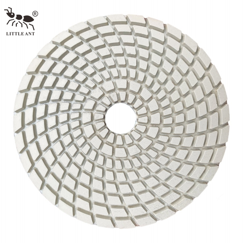 Petite fourmi Hot Best Spirl Wet Polissing Pad 4inch 100 mm moins poussière pour la pierre en béton
