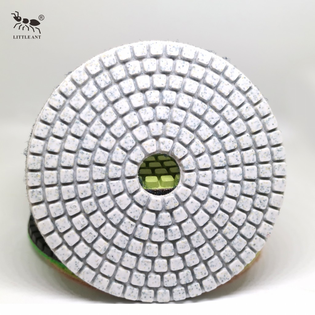 Petite fourmi Best Seller Square Wet Polinging Pad 3 '4 ' 5 '6 ' 8 'pouce moins poussière pour la pierre en béton